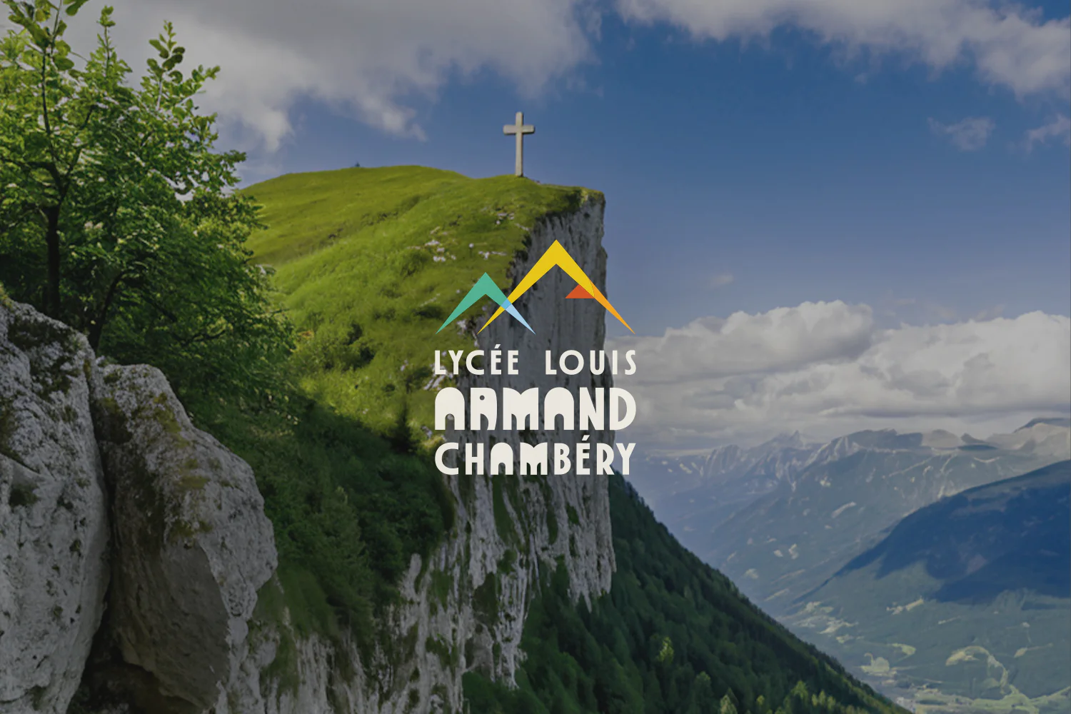 Identité du Lycée Louis Armand intégrée au paysage chambérien